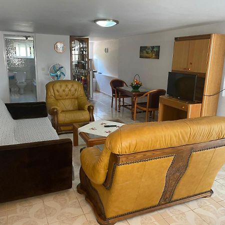 Apartamente Gleni Saranda Extérieur photo