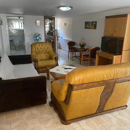 Apartamente Gleni Saranda Extérieur photo