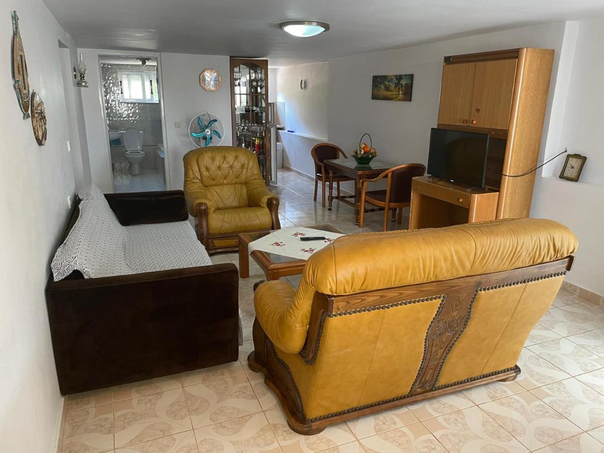 Apartamente Gleni Saranda Extérieur photo